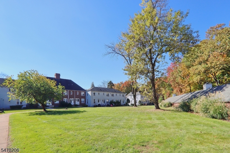 20 Parkway Village Cranford NJ 07016