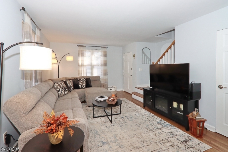 20 Parkway Village Cranford NJ 07016