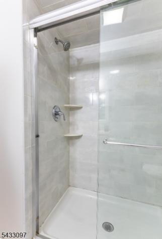 22 Flynn Place Wayne NJ 07470