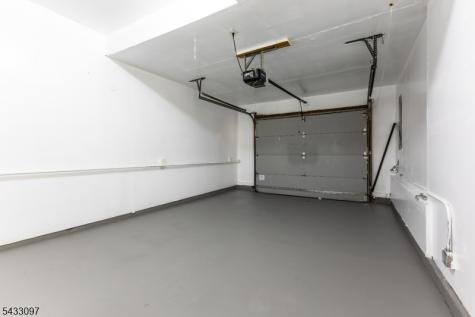 22 Flynn Place Wayne NJ 07470