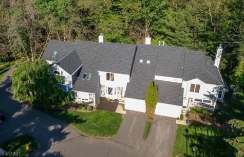 22 Flynn Place Wayne NJ 07470