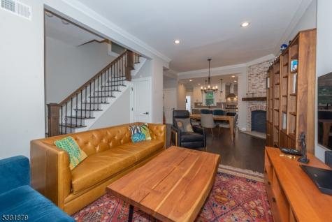 62 Montague Place Montclair NJ 07042