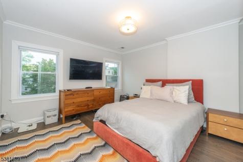 62 Montague Place Montclair NJ 07042