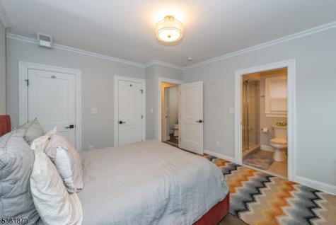 62 Montague Place Montclair NJ 07042