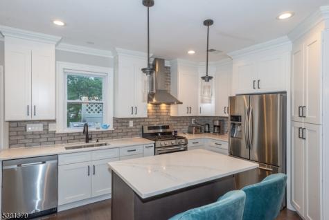 62 Montague Place Montclair NJ 07042