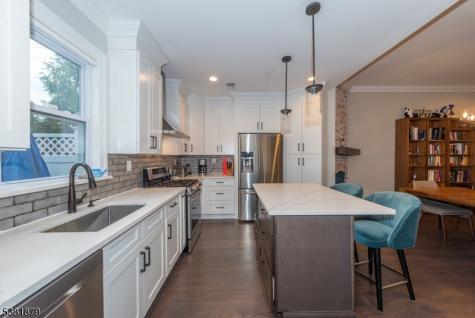 62 Montague Place Montclair NJ 07042