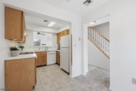 56 Cambridge Oxford NJ 07863