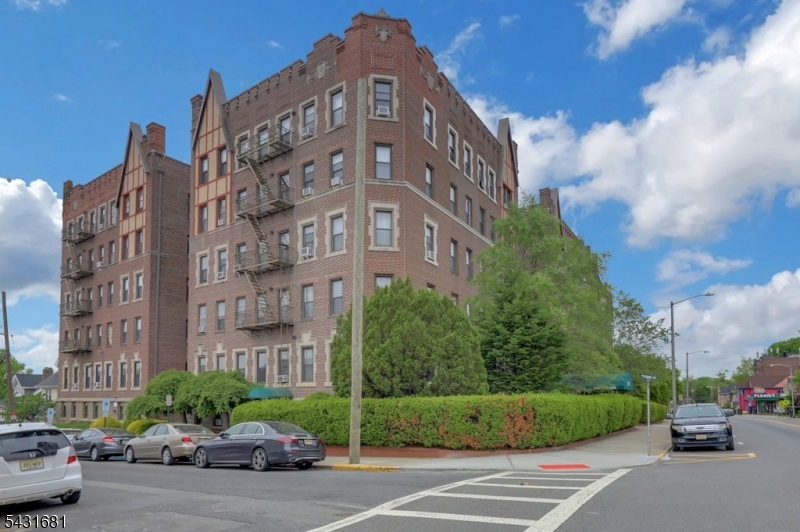 755 Anderson Avenue Cliffside Park NJ 07010