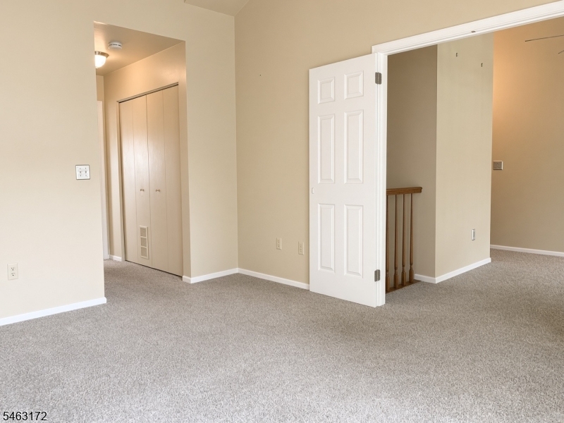 92 Ashley Court Bedminster NJ 07921
