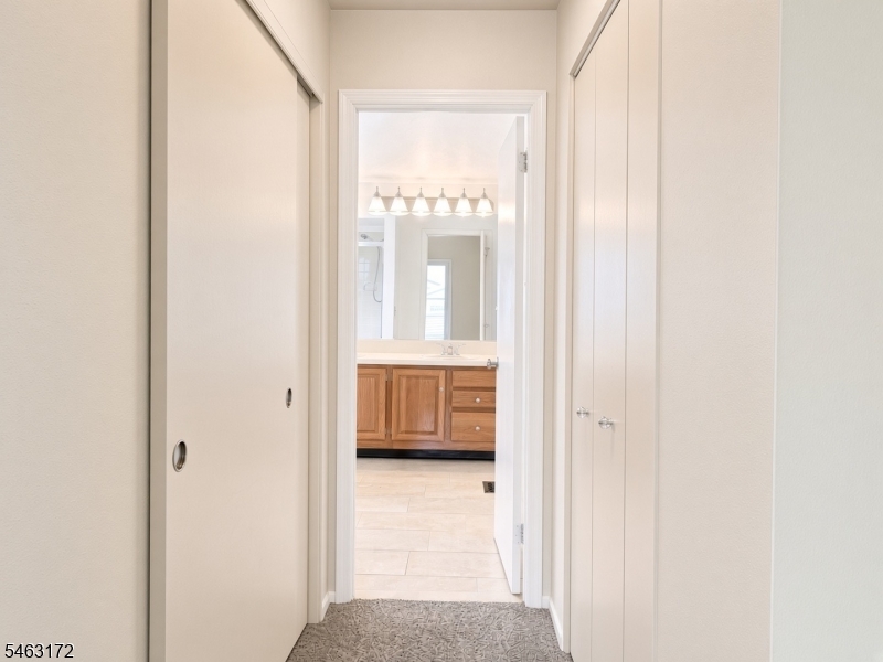 92 Ashley Court Bedminster NJ 07921