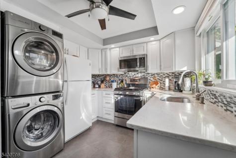 230 Lafayette Place Unit 4d Englewood NJ 07631