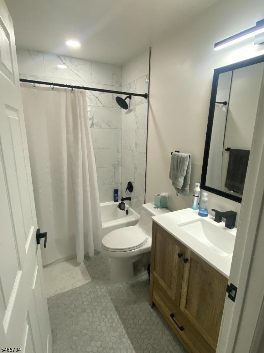612 Deepdale Court Union NJ 07083