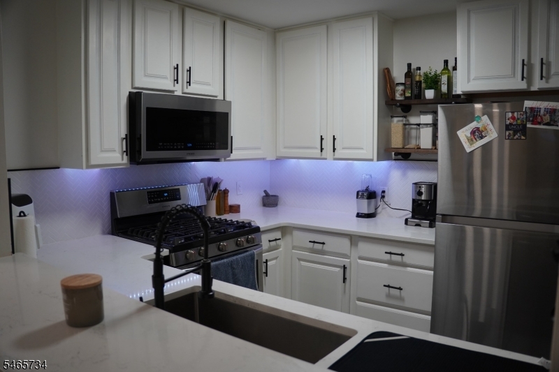 612 Deepdale Court Union NJ 07083