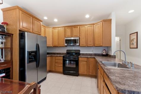 34 Turnberry Lane Hardyston NJ 07419