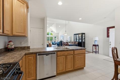 34 Turnberry Lane Hardyston NJ 07419
