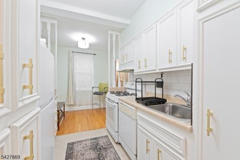 100 E Palisade Avenue Englewood NJ 07631
