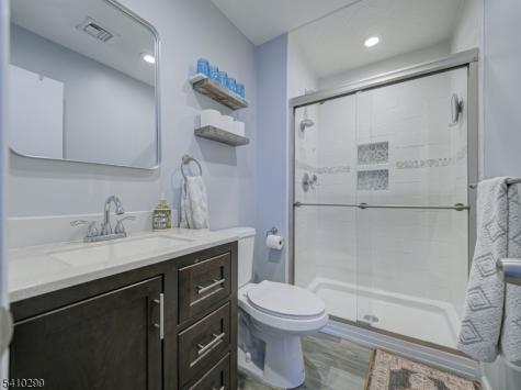 23 Otis Place Verona NJ 07044