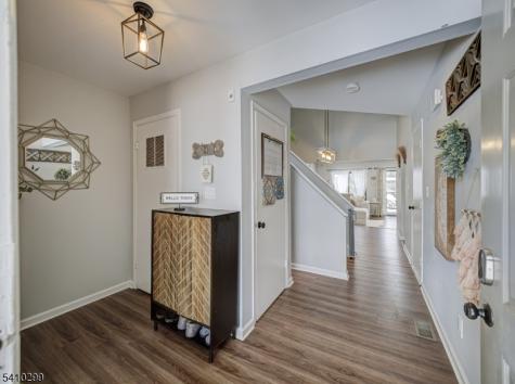 23 Otis Place Verona NJ 07044