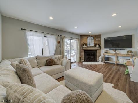 23 Otis Place Verona NJ 07044