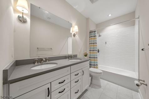 3 Azalea Lane Cedar Grove NJ 07009