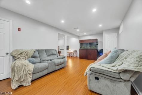 109 Bond Street Bridgewater NJ 08807