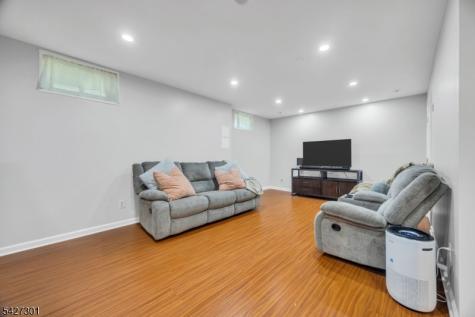 109 Bond Street Bridgewater NJ 08807