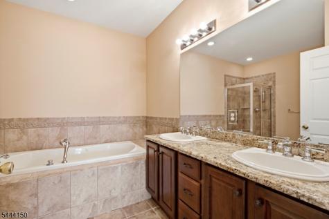 98 Tarrington Road Hardyston NJ 07419