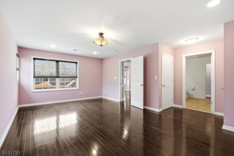 98 Tarrington Road Hardyston NJ 07419