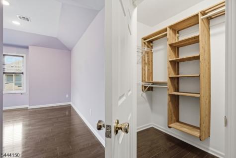 98 Tarrington Road Hardyston NJ 07419