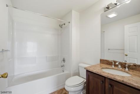 98 Tarrington Road Hardyston NJ 07419