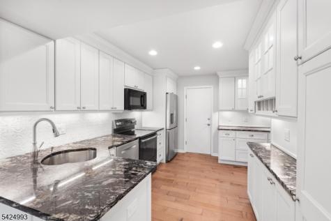 90 Stone Run Road Bedminster NJ 07921