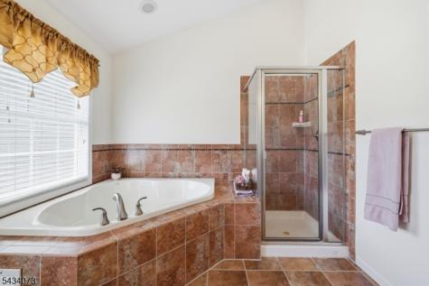 81 Washington Square Circle Washington NJ 07882