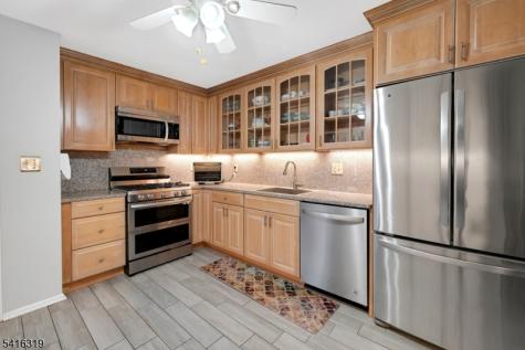 21 Shelley Place Morris NJ 07960