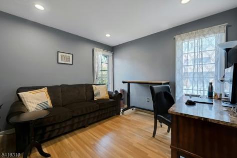 21 Shelley Place Morris NJ 07960