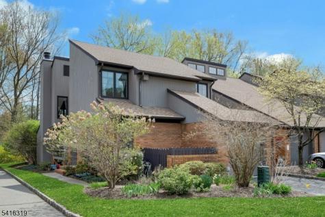 21 Shelley Place Morris NJ 07960