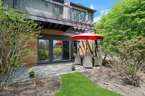 21 Shelley Place Morris NJ 07960