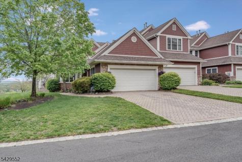 18 Kelburn Court Hardyston NJ 07419