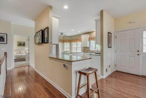 18 Kelburn Court Hardyston NJ 07419