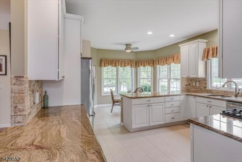 18 Kelburn Court Hardyston NJ 07419