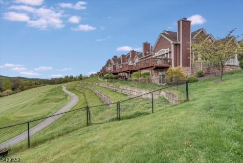 18 Kelburn Court Hardyston NJ 07419