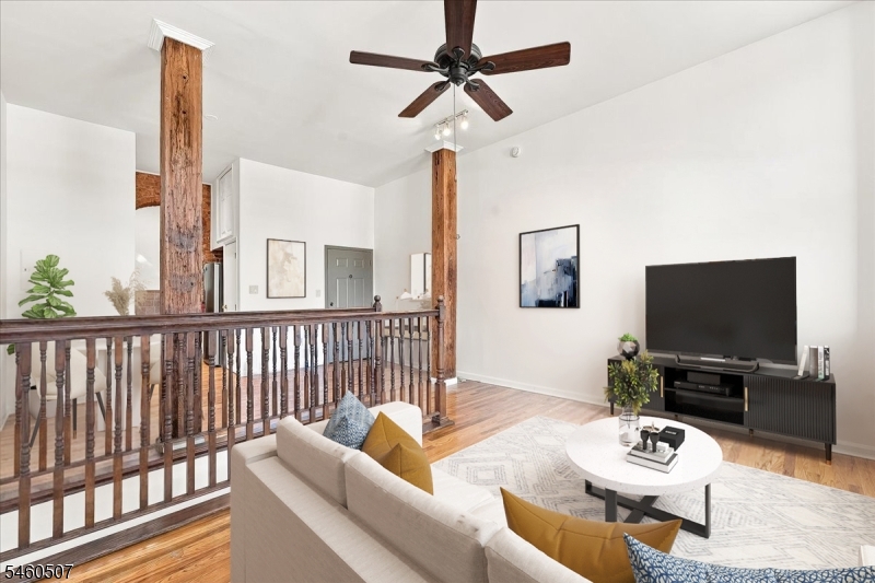 54 Mcwhorter Street Newark NJ 07105