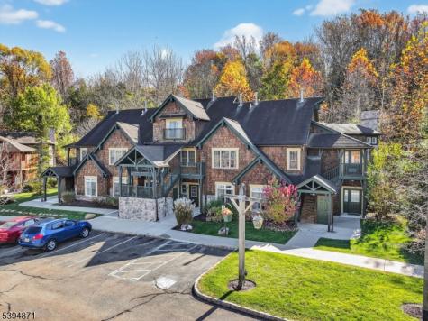 10 Pine Crescent Unit 21 Vernon NJ 07462