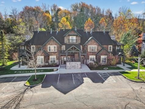 10 Pine Crescent Unit 21 Vernon NJ 07462