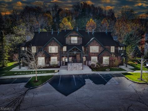 10 Pine Crescent Unit 21 Vernon NJ 07462