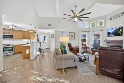 10 Pine Crescent Unit 21 Vernon NJ 07462
