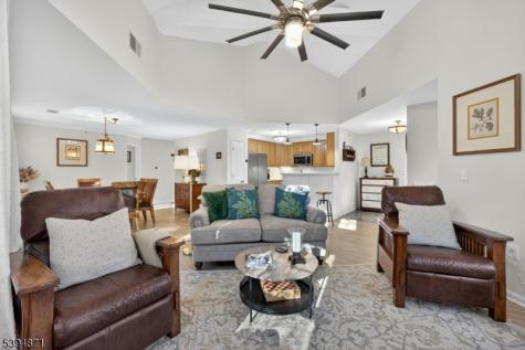 10 Pine Crescent Unit 21 Vernon NJ 07462