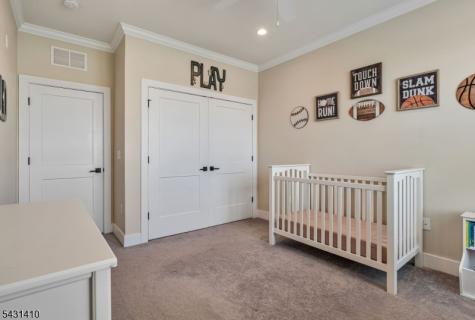 137 Aspen Drive Cedar Grove NJ 07009