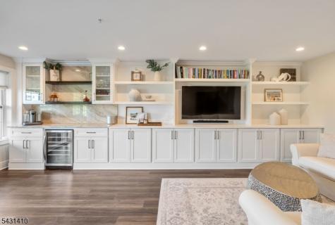 137 Aspen Drive Cedar Grove NJ 07009