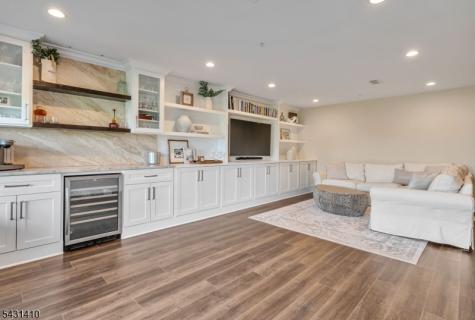 137 Aspen Drive Cedar Grove NJ 07009