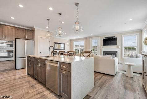 137 Aspen Drive Cedar Grove NJ 07009